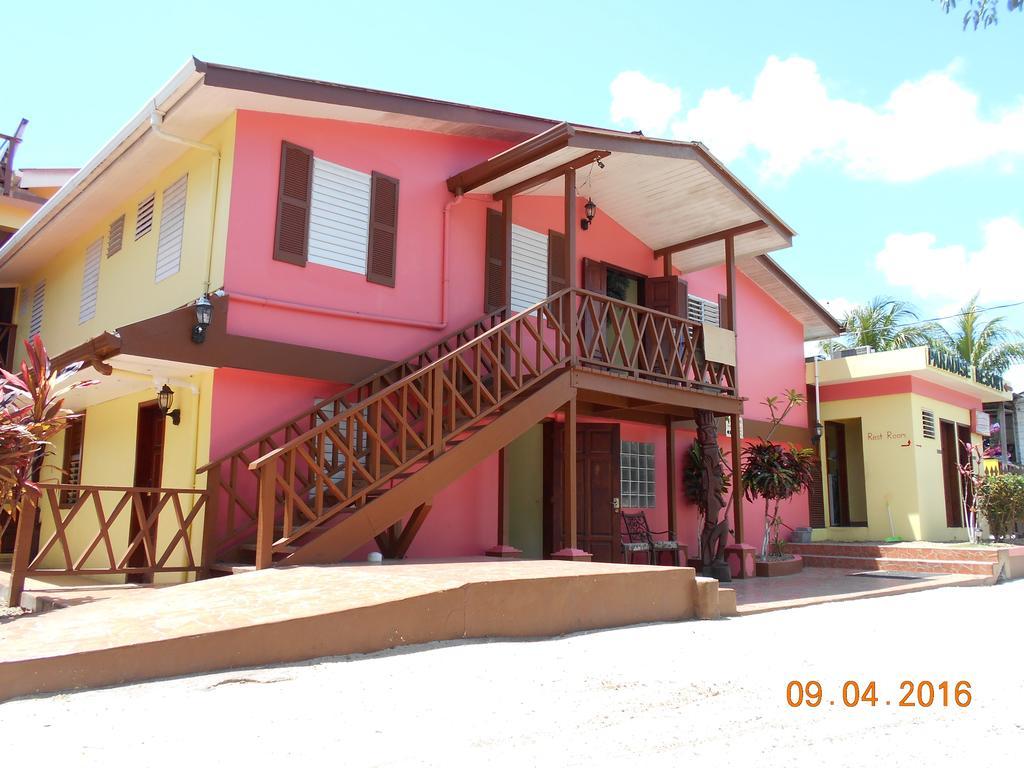 Alan'S Paradise Hotel Placencia المظهر الخارجي الصورة