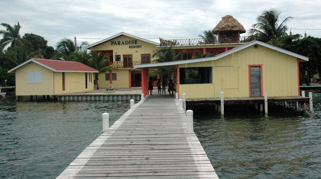 Alan'S Paradise Hotel Placencia المظهر الخارجي الصورة