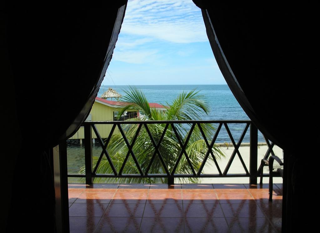 Alan'S Paradise Hotel Placencia المظهر الخارجي الصورة