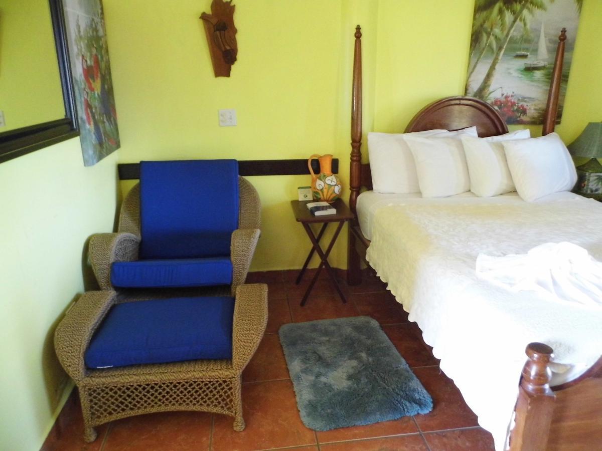 Alan'S Paradise Hotel Placencia المظهر الخارجي الصورة